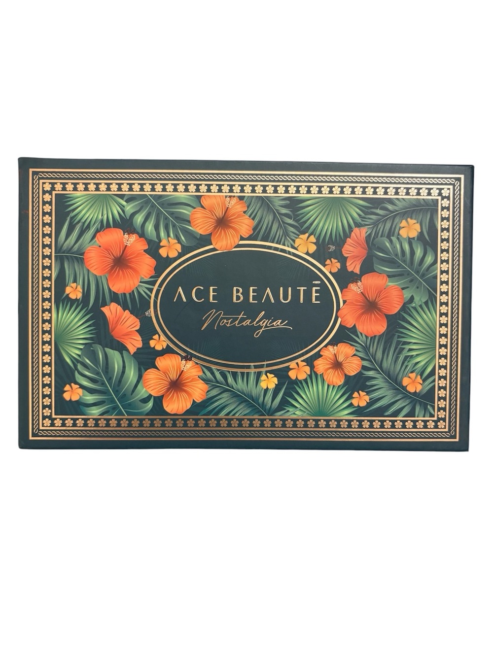 Ace Beauté Nostalgia Eyeshadow Palette